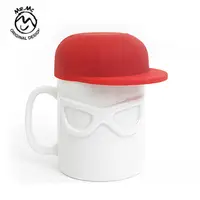 在飛比找PChome24h購物優惠-香港Mr.Mc嘻哈造型杯子杯蓋組-紅