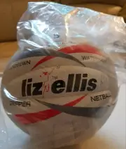 Official Reliance Liz Ellie Signed Gripper Netball Ball Size 5 New
