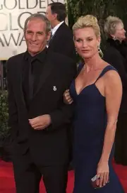 Golden Globe Awards Michael Bolton and Nicollette Sheridan arrive - Old Photo 1