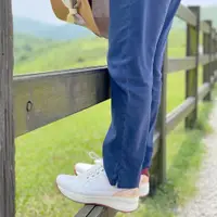在飛比找ETMall東森購物網優惠-Kimo德國品牌健康鞋-專利足弓支撐-綁帶格紋山羊皮休閒健康