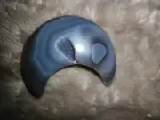 BEAUTIFUL DRUZY AGATE MOON 56 GRAMS