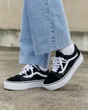 [Vans] Vans Women's Old Skool Platform Shoes in Black/White Size 7.5 7.5 Black/White