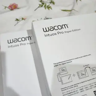 《極新9成新》Wacom Intuos Pro M 創意觸控繪圖板(PTH-660/K1)☆可紙上繪圖版本☆