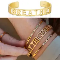 在飛比找momo購物網優惠-【MantraBand】美國悄悄話 BREATHE 金色手環