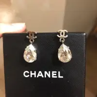 在飛比找蝦皮購物優惠-（已賣出）Chanel香奈兒♥️經典雙C Logo水滴閃鑽石
