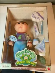 1997 Cabbage Patch Doll Angelo Sawyer Brushin' Teeth NIB