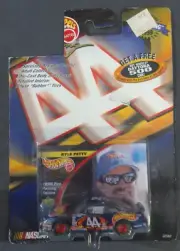 Hot Wheels 1999 Kyle Petty #44 New in Blister CLIPPED
