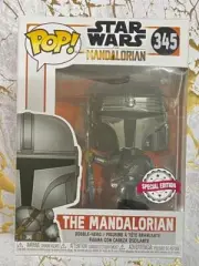 Star Wars: The Mandalorian - The Mandalorian (Chrome) 345 Pop! + Free Protector