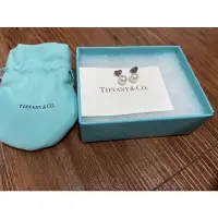 在飛比找蝦皮購物優惠-全新專櫃品牌Tiffany&CO.純銀珍珠耳環