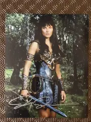 Lucy Lawless Autographed 8 X 10 Photo COA Xena