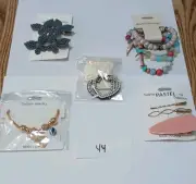 Lot New 5 Pc Hair Barrett Clips & Jewelry Gift Bag White Elephant Grab Bag #44