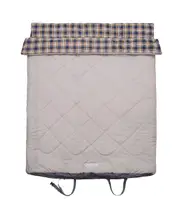 Wildtrak Pallinup 220x152cm Queen Comfort Sleeping Bag Thermal Camping Sleeper