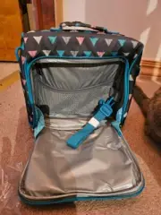 J World Kids Insulated Lunch Bag - Triangles Black Blue NEW