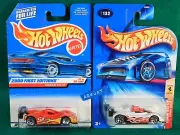 Hot Wheels ~ 2000 FIRST EDITIONS #11/36 & FERRARI HEAT #5/5 ~ Ferrari 333 SP
