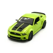 Maisto Licensed 1:24 Scale Ford Mustang Street Racer 2014 Diecast Model Car Green