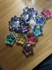 FIVE NIGHTS AT FREDDYS BLUE FREDDY TSUNAMEEZ ACRYLIC KEYCHAIN FIGURE CHARM