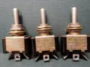 Micro Switch 511TS1-7 On-Off-On SPDT Toggle Switches NOS Qty 3 Screws Included