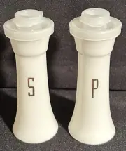Vtg.Tupperware Salt & Pepper Shakers 4’ Small Hourglass~White w/Gold Letters NOS
