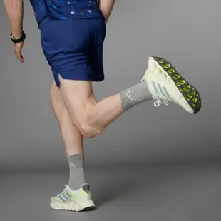 【adidas 愛迪達】運動褲 短褲 男褲 RUN IT SHORT(IN0088)