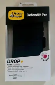 OtterBox Defender Pro Case w/ Holster for iPhone SE (3rd and 2nd gen) iPhone 8/7