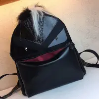 在飛比找Yahoo!奇摩拍賣優惠-【小鹿甄選】FENDI 芬迪男士大號雙肩包背包經典小怪獸惡魔