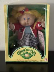 PLAY ALONG TOYS CABBAGE PATCH KIDS 2004 BRIANNA LESLIE DOLL NEW IN BOX NIB