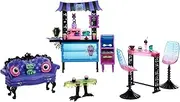 Monster HIGH Café Schwarze Seele Spielset -gruselige Möbel, Gebäck und Getränke, Theke, Geschenkset für 5 Monster High-Puppen, über 20 Einzelteile, HMV78