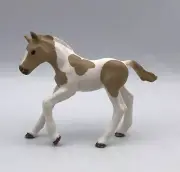 Schleich PAINT FOAL Pinto Horse 2018 Animal Figure 13886