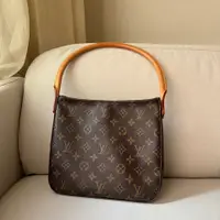 在飛比找PopChill優惠-[二手] LV Monogram Looping MM M5