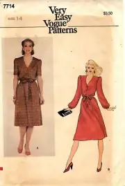Very Easy Vogue Sewing Pattern Women's DRESS & BELT 7714 Size 14 UNCUT