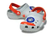 Crocs Kids Classic I Am Clogs (Toddler) Slide Sandal, Mirage, 8 US Unisex
