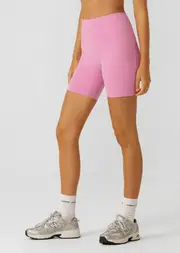 [Lorna Jane] Amy No Ride Phone Pocket 14cm Bike Shorts in Black, Size - Large L Pink Mauve