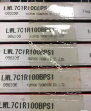 1pc NEW LW7C1R100BPS1 Slide Block Shipping DHL or FedEX
