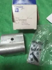 GM Cargo Door Hinge Kit 19120833 OEM NEW