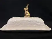 ANTHROPOLOGY Crackled Intentional Crazing White BUTTER DISH Gold Rabbit COUNTRY