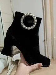 McQ by Alexander McQueen Kitty Velvet Embellished Ankle Boot Size 40
