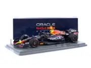 SPARK 1/43 - RED BULL RB18 - WINNER SINGAPORE GP 2022 (S. PEREZ) S8560