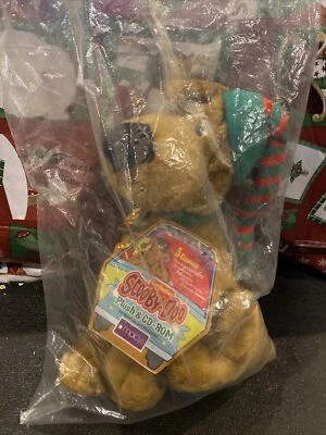 Scooby-Doo Macy's Exclusive Holiday Plush Toy & CD-Rom 2005 18" New
