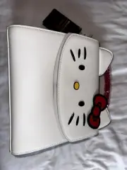 New Universal Studios Hello Kitty Sanrio X Loungefly Crossbody Purse Bag NWT
