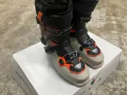 NEW Dynafit Radical Pro Alpine Touring Ski Boots Mens Mondo 30.5