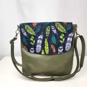 Thirty One Studio Modern Green Feathers Crossbody Bag NWT