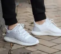 在飛比找Yahoo!奇摩拍賣優惠-adidas Tubular Shadow 灰白 百搭 陰陽