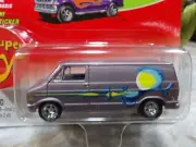 1975 DODGE D-100 VAN 2002 JOHNNY LIGHTNING BOOGIE VANS 1:64 DIE-CAST