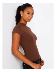 [Grab Denim] Short Sleeve Mock Neck Tee in Brown