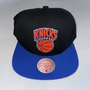 Mitchell & Ness NBA New York Knicks Team Logo Snapback Hat Cap
