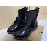 在飛比找蝦皮購物優惠-不議價！！全新正品 馬丁靴 Dr.Martens-經典146