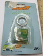 Vintage 1980 - Aviva-Ziggy Key Chain Lucite Key Keepers- Tennis Ace -