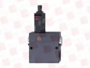EFECTOR SBU12DI0BPKG/US-SBU323 / SBU12DI0BPKGUSSBU323 (BRAND NEW)