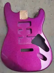 STRATOCASTER 2 Alder Guitar Body metallic particles glitter paint