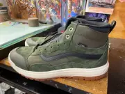 Vans Ultrarange Exo Hi Grape Leaf Marshmallow Size US 7 Men (8.5 Women) New